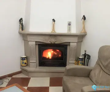 4 bedroom House for Sale in Cuevas Bajas