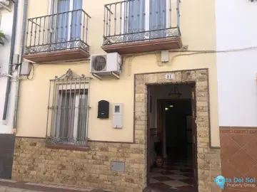 4 bedroom House for Sale in Cuevas Bajas-59357