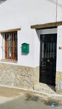 2 bedroom House for Sale in Jimena de la Frontera-59410