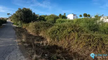 565m2 Plot for Sale in Estepona-59420