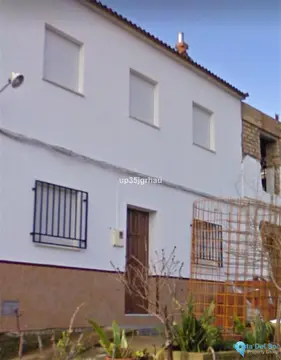 4 bedroom House for Sale in Algodonales