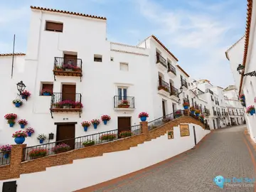 2 bedroom House for Sale in Casares