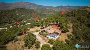 3898m2 Plot for Sale in Estepona-60343