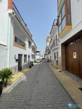 272m2 Plot for Sale in Monda-60384