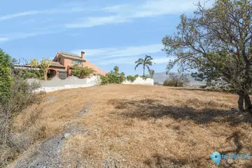 800m2 Plot for Sale in Almayate-60557