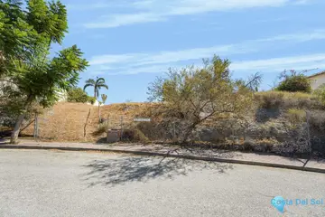 800m2 Plot for Sale in Almayate-60569
