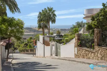 800m2 Plot for Sale in Almayate-60561