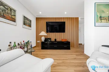 2 bedroom Apartment for Sale in Elviria-81748