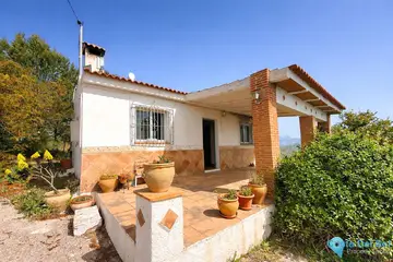 3 bedroom House for Sale in Arenas