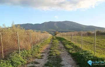 180000m2 Plot for Sale in Alhaurín el Grande-60826