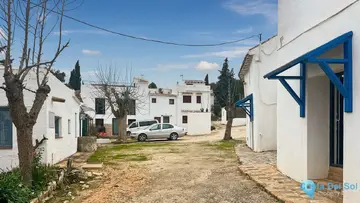 3 bedroom House for Sale in Villanueva del Rosario-60844