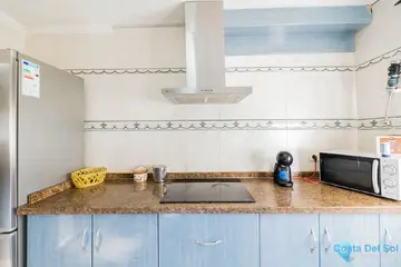 4 bedroom House for Sale in Tolox-61067