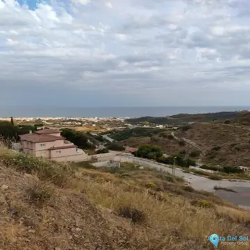1200m2 Plot for Sale in Rincón de la Victoria