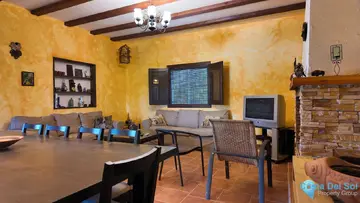 2 bedroom House for Sale in Alora-61323