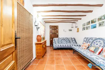 5 bedroom House for Sale in Cuevas De San Marcos-61579