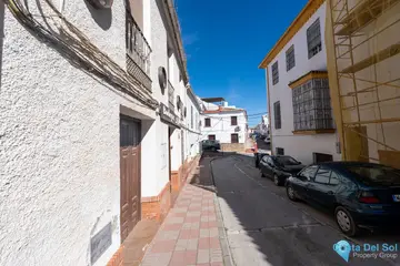 4 bedroom House for Sale in Colmenar-61603