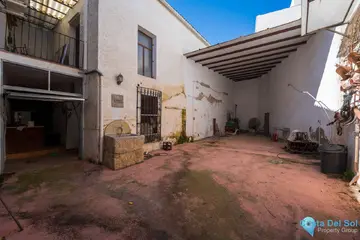 4 bedroom House for Sale in Colmenar-61596