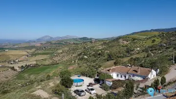 6 bedroom House for Sale in Villanueva De La Concepcion-61715