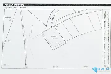 1100m2 Plot for Sale in Alhaurín de la Torre-62392