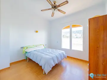 4 bedroom House for Sale in Humilladero-62645