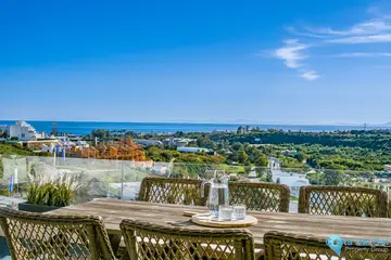 3 bedroom Apartment for Sale in Cancelada-84151