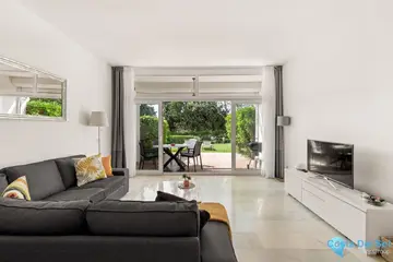 2 bedroom House for Sale in Aloha-84170