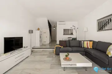 2 bedroom House for Sale in Aloha-84173