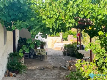 5 bedroom House for Sale in Comares-63202