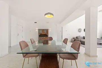 2 bedroom Apartment for Sale in La Mairena-84187
