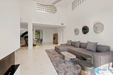 2 bedroom Apartment for Sale in La Mairena-84182