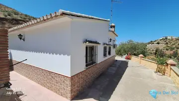 4 bedroom House for Sale in Alora-63300