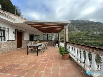 4 bedroom House for Sale in Nerja-63310