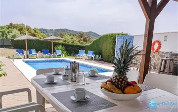2 bedroom House for Sale in Benarrabá