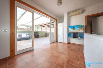 1 bedroom House for Sale in Guaro-63839