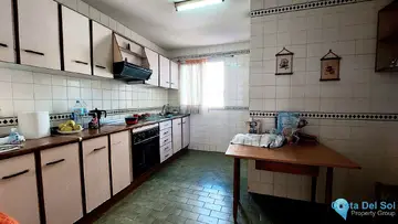 3 bedroom Apartment for Sale in Fuengirola-63938