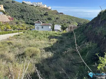 1063m2 Plot for Sale in Torrox Costa-63984