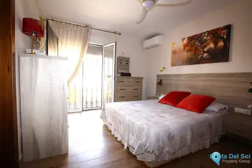 3 bedroom House for Sale in Marbella-12042