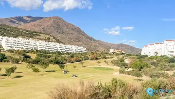 545m2 Plot for Sale in Valle Romano