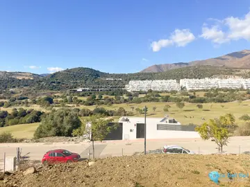 545m2 Plot for Sale in Valle Romano-64634