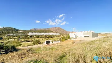 545m2 Plot for Sale in Valle Romano-64638