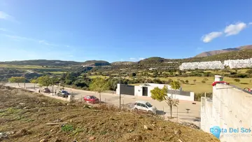 545m2 Plot for Sale in Valle Romano-64639