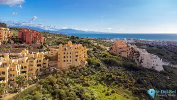 2 bedroom Apartment for Sale in La Duquesa-64753