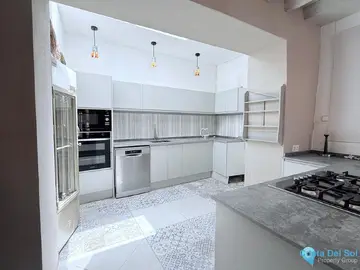 4 bedroom House for Sale in Monda