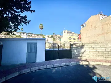 290m2 Plot for Sale in Benalmadena Pueblo-65407