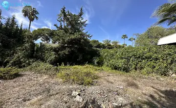 573m2 Plot for Sale in Nueva Andalucía-761