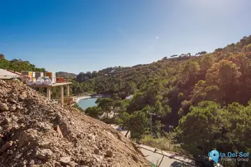 2870m2 Plot for Sale in Benahavís-66103