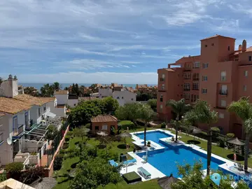 2 bedroom Apartment for Sale in Manilva
