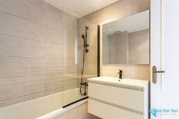 2 bedroom Apartment for Sale in Riviera del Sol-66611