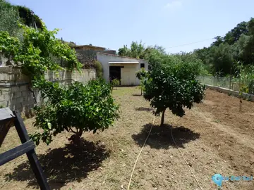 2062m2 Plot for Sale in El Hornillo-66670
