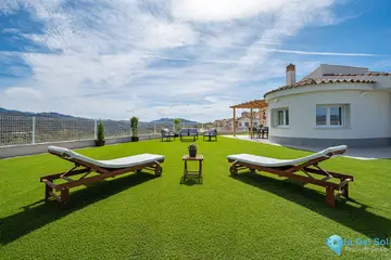3 bedroom House for Sale in La Viñuela